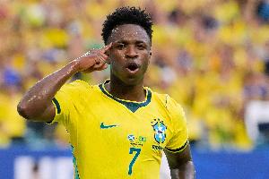 太阳报：穆里尼奥希望维尼修斯留在皇马，即便他明夏合同到期离队